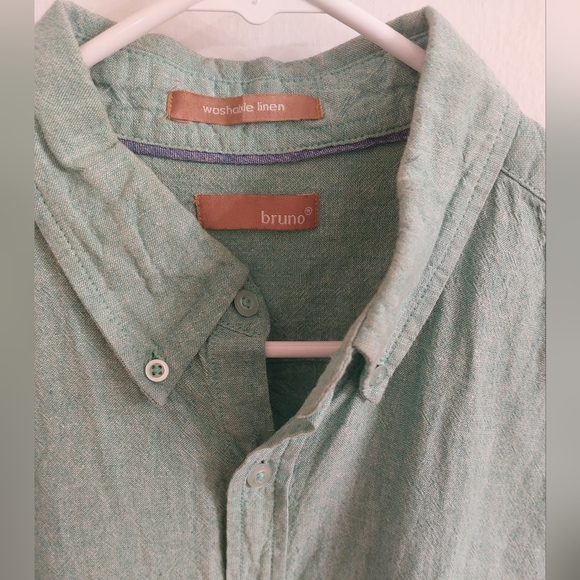 Green linen dress shirt - Picture 3 of 3